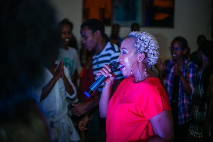 Holiday Karaoke: Singing and Celebrating for a Festive Night to Remember