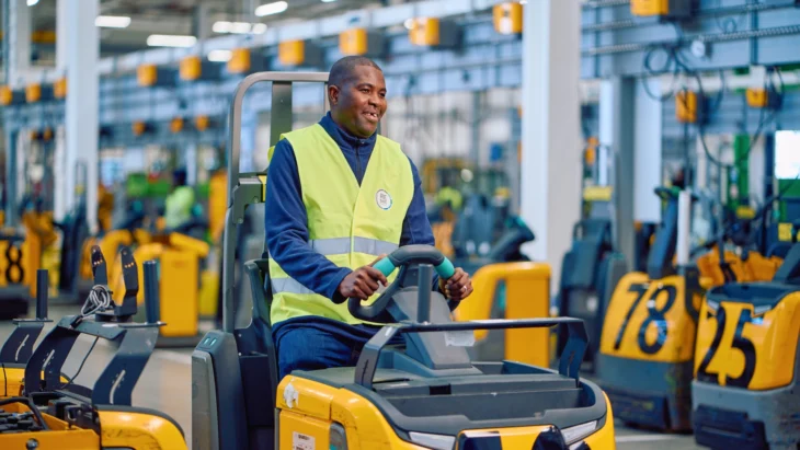 10 NEW Part-Time Warehouse Jobs in the UK to Apply Today
