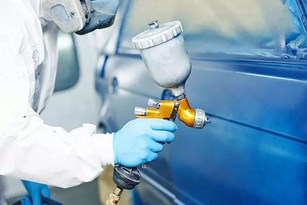 Commercial Vehicle Paint Sprayer: UK Visa Sponsorship Available